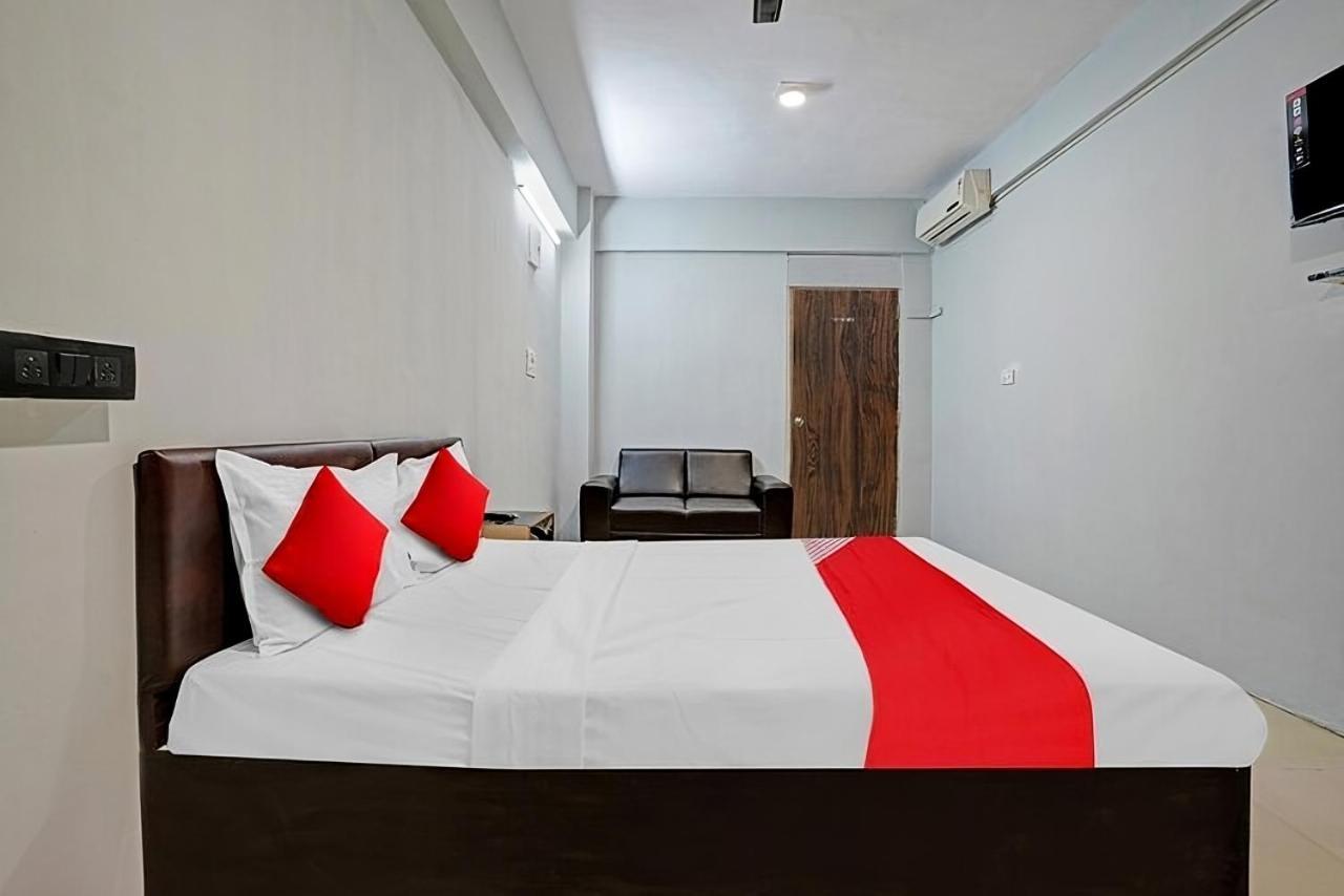 Hotel Welcome, Vip Road Vesu Súrat Exteriér fotografie